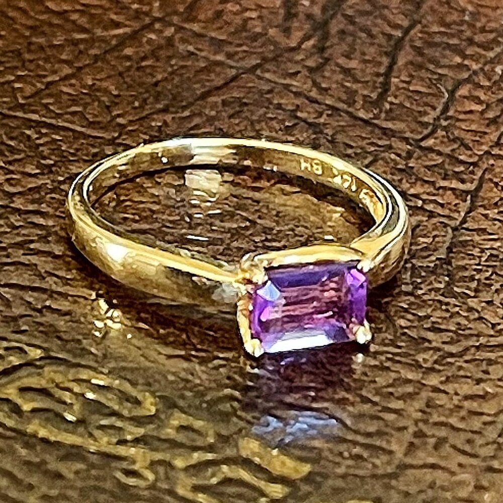 Effy Gold Ring with Amethyst Stone